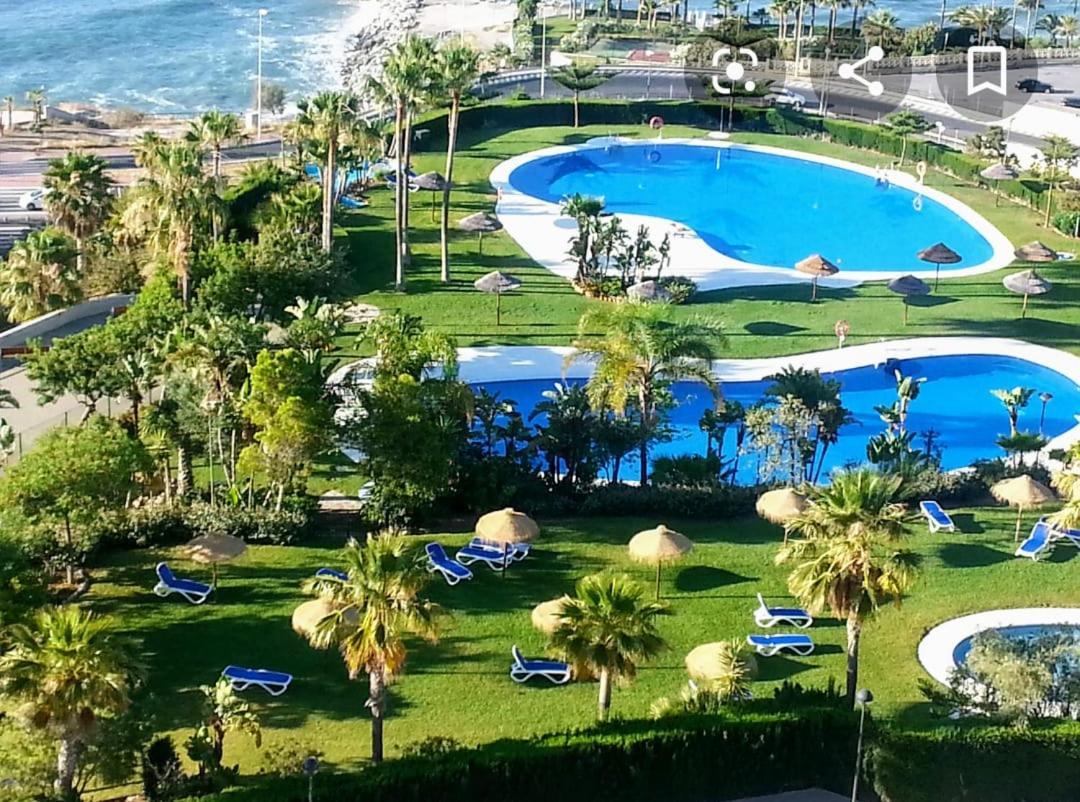 Beach And Pool Holidays At The Grand Coloso Benalmadena Exterior photo