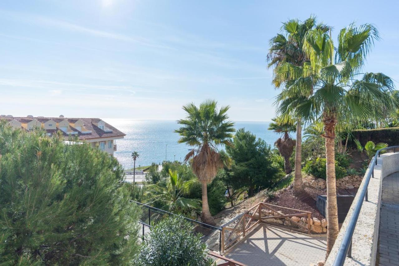 Beach And Pool Holidays At The Grand Coloso Benalmadena Exterior photo