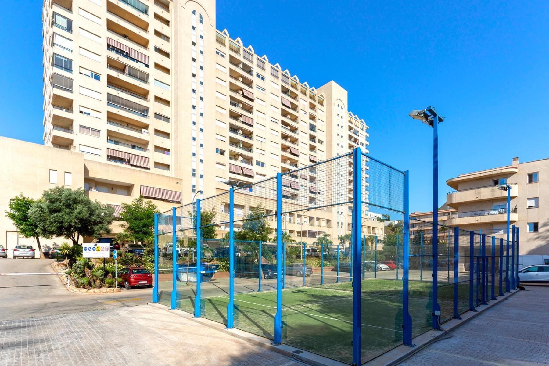 Beach And Pool Holidays At The Grand Coloso Benalmadena Exterior photo
